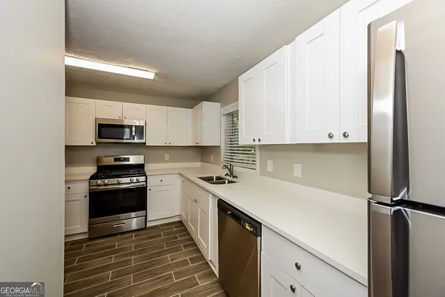 $1,980 | 410 Burke Circle, McDonough, GA 30253