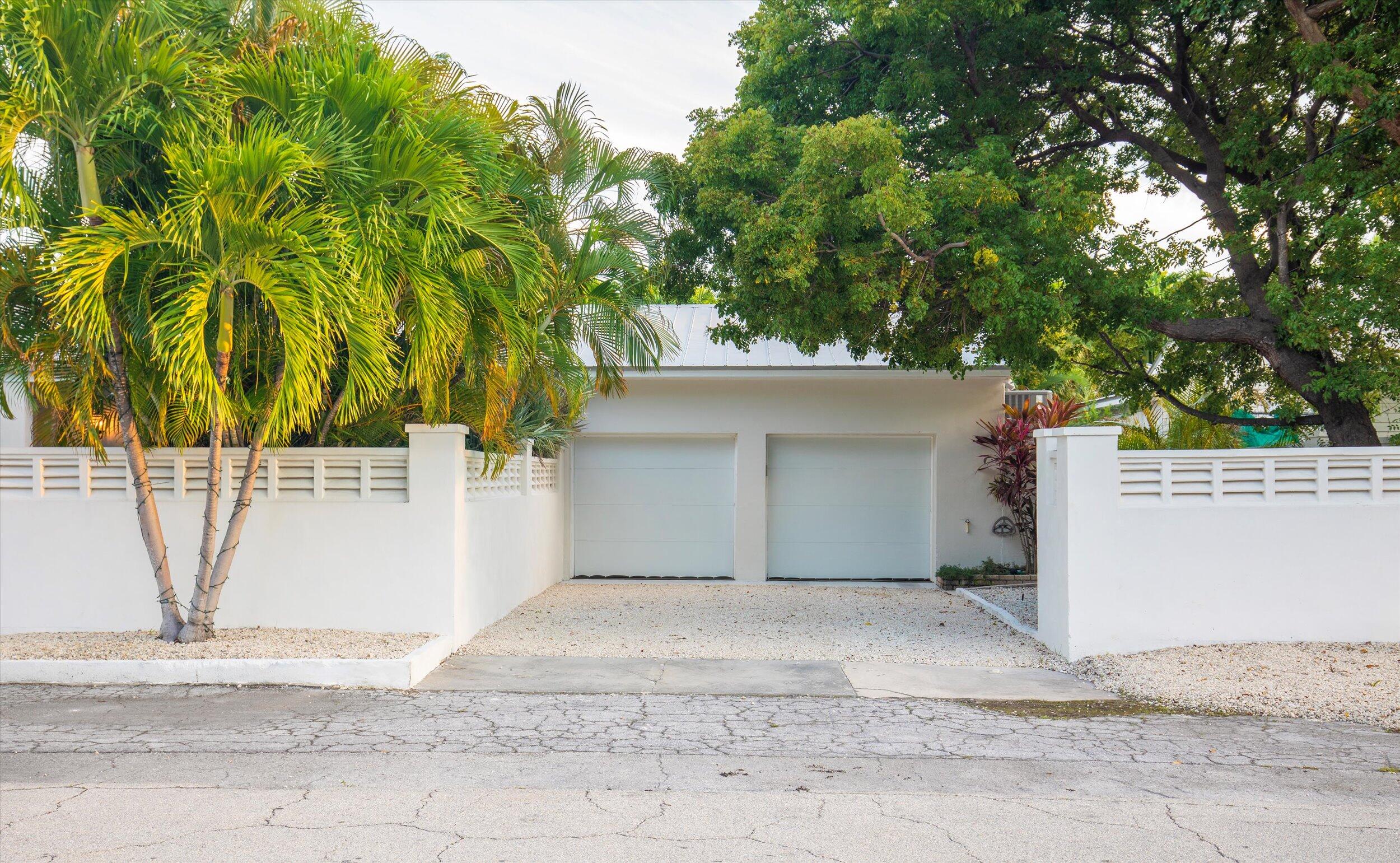1526 Washington Street Key West, FL 33040 - Photo 4 of 58 02-002