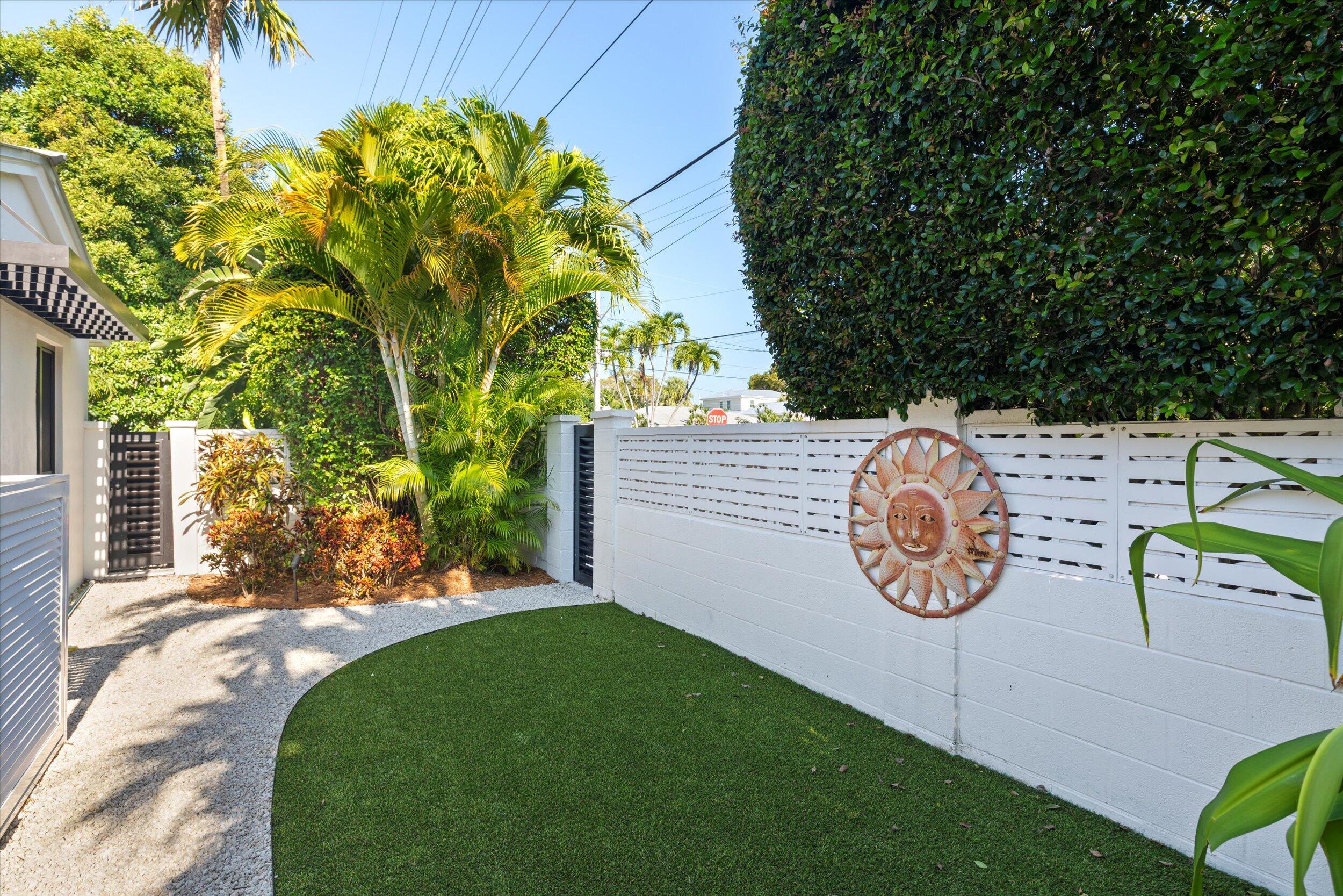 1526 Washington Street Key West, FL 33040 - Photo 48 of 58 69-069