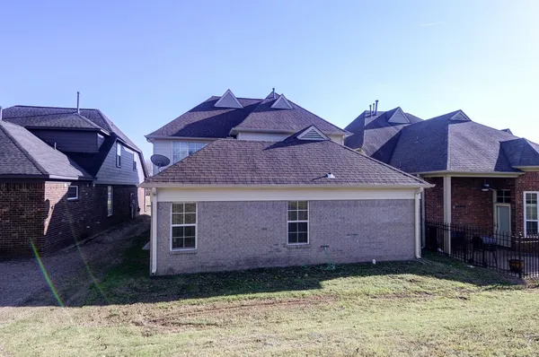$339,000 | 7656 Glen Laurel Way, Memphis, TN 38125