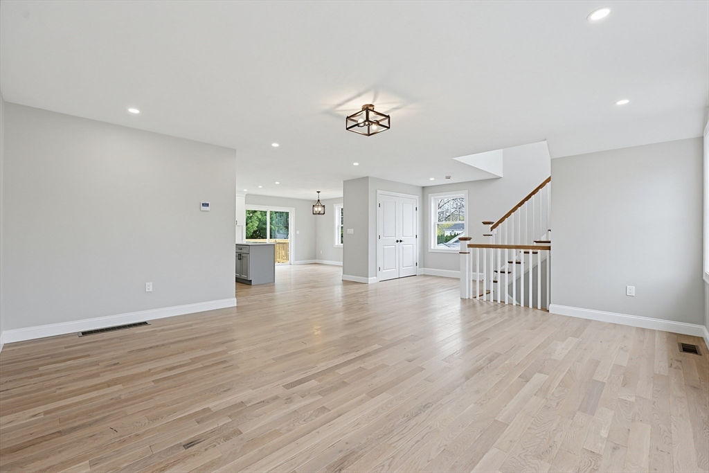 22 Beaumont Road Worcester, MA 01604 - Photo 29 of 42