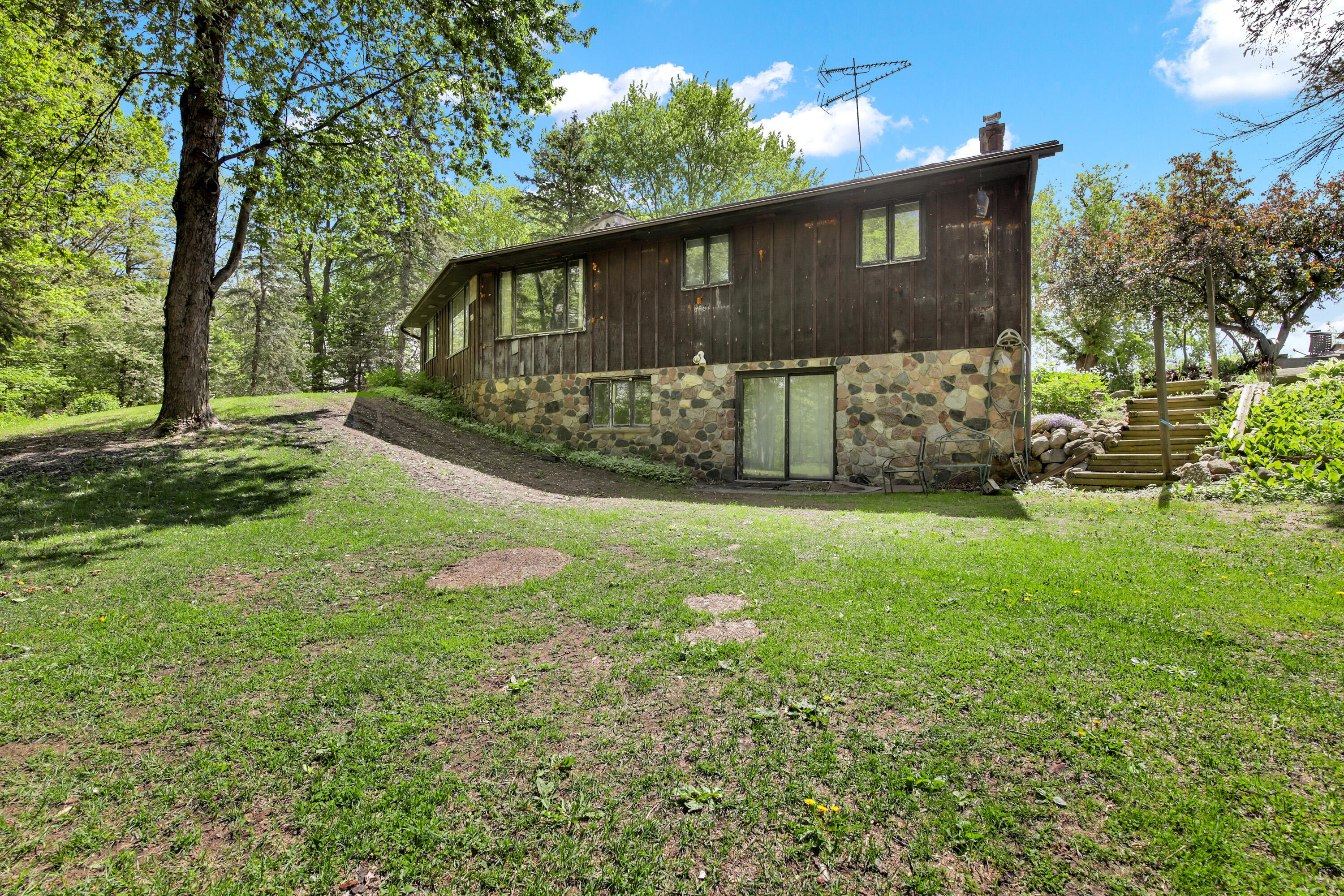 6372 Wildlife Road Addison, WI 53002 - Photo 11 of 36 6372 Wildlife Dr-16