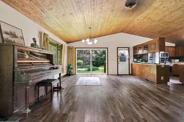 $609,000 | 6372 Wildlife Road, Addison, WI 53002