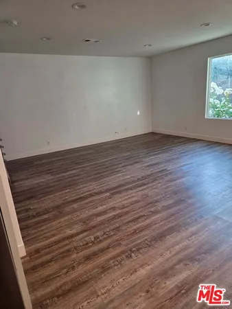 $3,750 | Glade Avenue, Woodland Hills, CA 91303