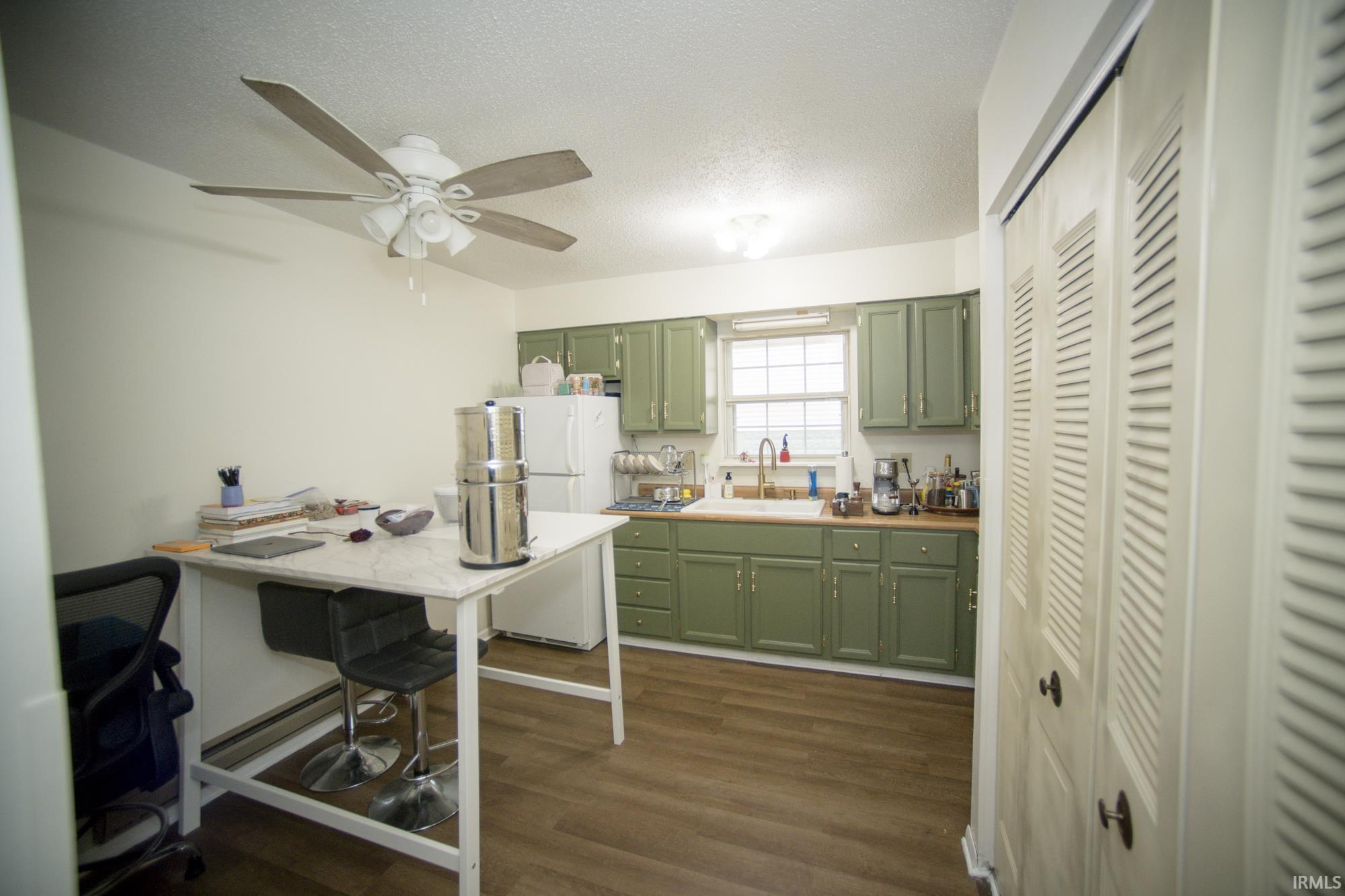 912 North Main Street Bicknell, IN 47512 - Photo 12 of 27