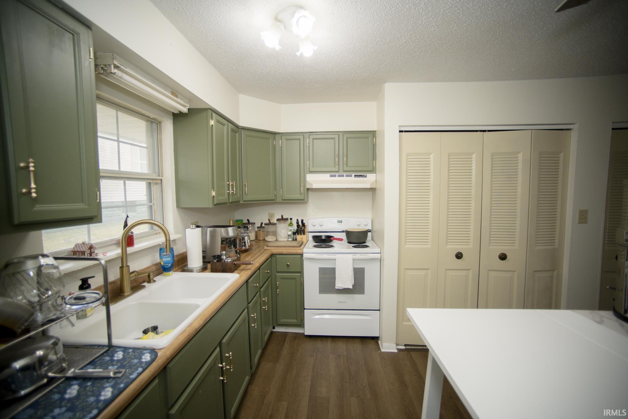 912 North Main Street Bicknell, IN 47512 - Photo 13 of 27