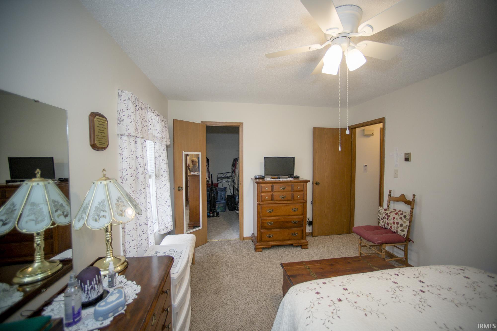 912 North Main Street Bicknell, IN 47512 - Photo 23 of 27