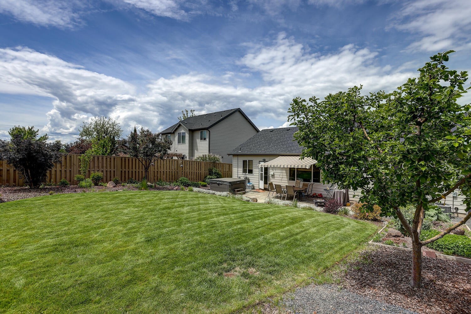 2780 Southwest 49th Street Redmond, OR 97756 - Photo 15 of 20 2780 SW 49th Street-19