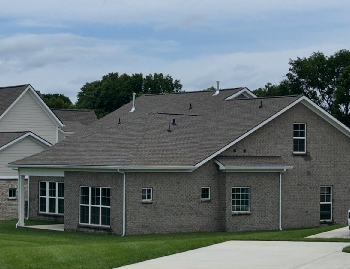 6158 Worthington Road Columbia, TN 38401 - Photo 2 of 48 a view of a back yard of the house
