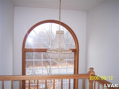 1563 Pine Ridge Bushkill, PA 18324 - Photo 4 of 6 Gallery Image 4