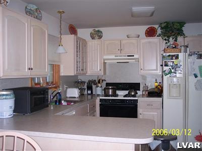 1563 Pine Ridge Bushkill, PA 18324 - Photo 6 of 6 Gallery Image 6