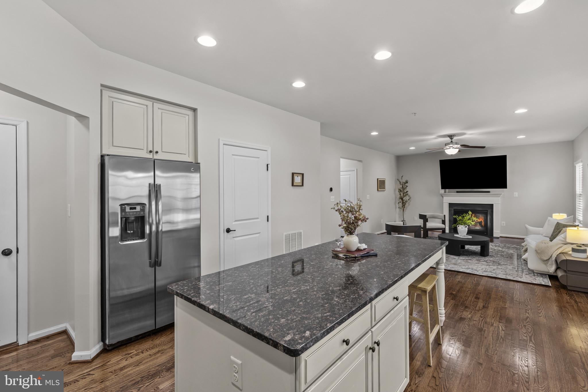 2540 River Rdg Trail Ellicott City, MD 21043 - Photo 12 of 70 Kitchen