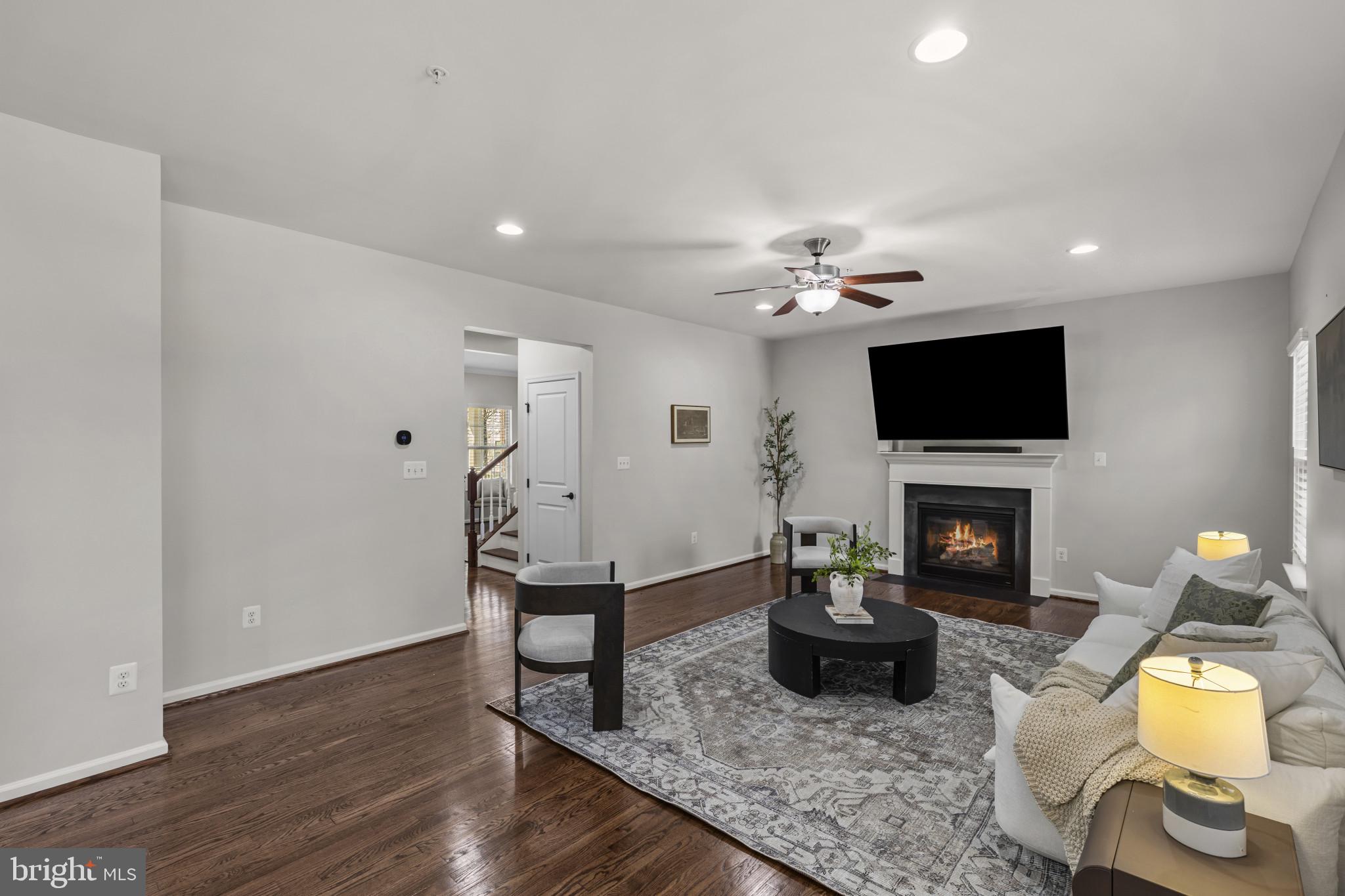 2540 River Rdg Trail Ellicott City, MD 21043 - Photo 19 of 70 Family Room
