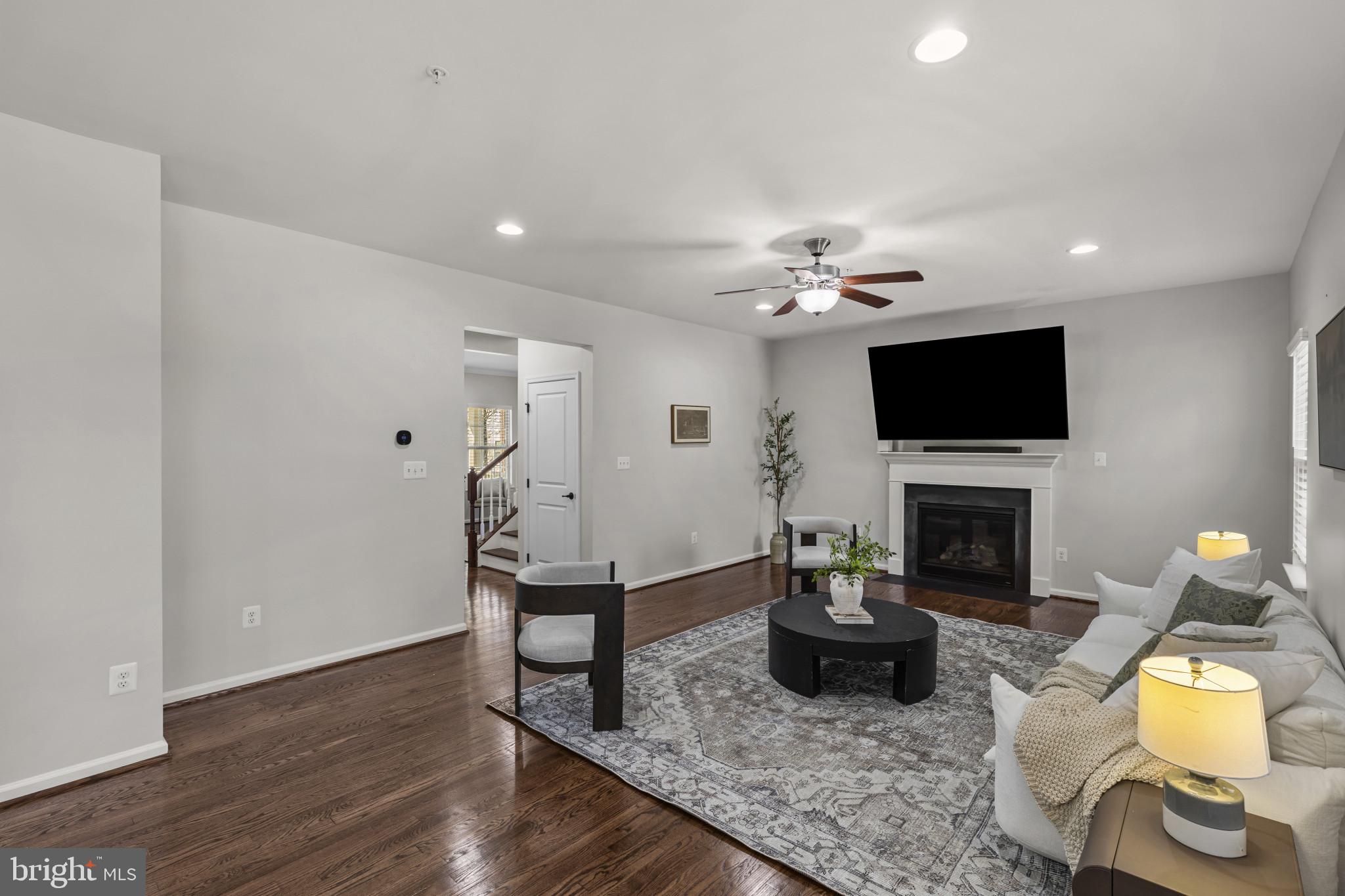 2540 River Rdg Trail Ellicott City, MD 21043 - Photo 20 of 70 Family Room