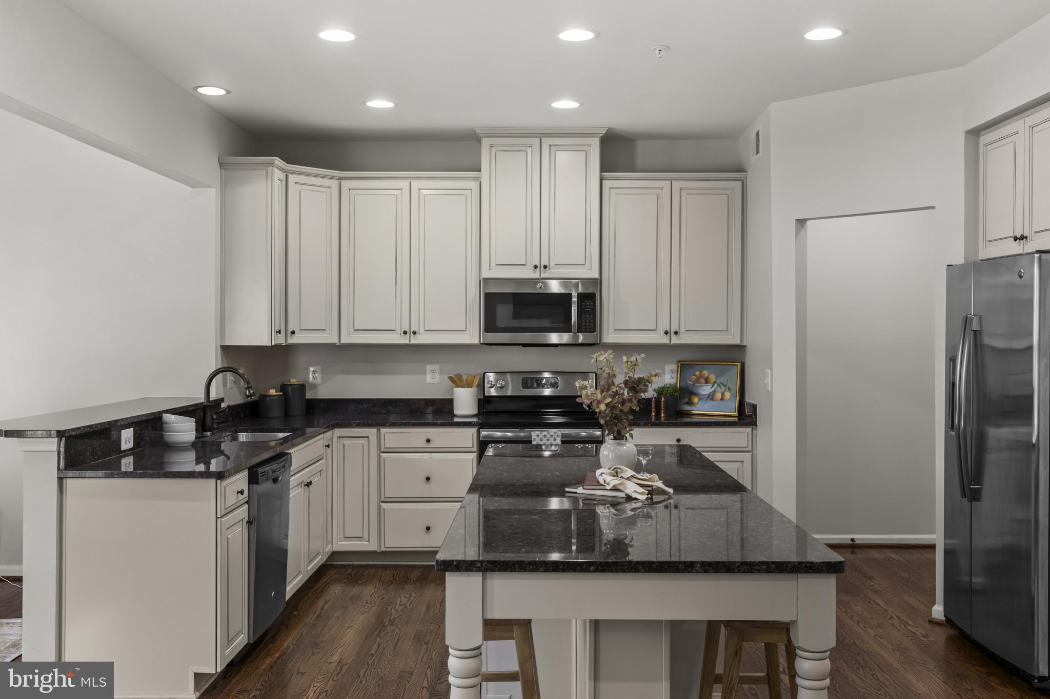 2540 River Rdg Trail Ellicott City, MD 21043 - Photo 7 of 70 Kitchen