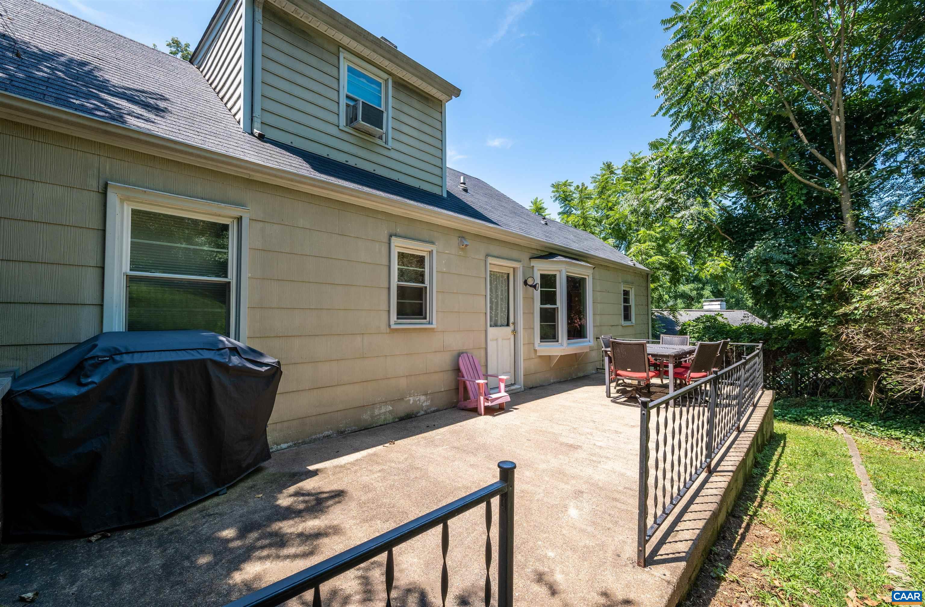 103 Perry Drive Charlottesville, VA 22902 - Photo 34 of 37 a view of a backyard with sitting area