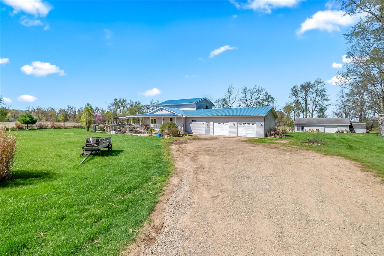 320 Jonesville Road Jonesville, MI 49250 - Photo 6 of 58