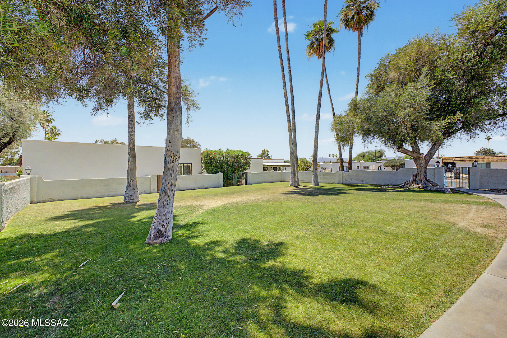 660 East River Road, Unit H Tucson, AZ 85704 - Photo 40 of 42
