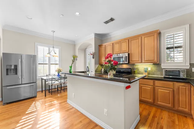 $3,000 | 9910 Orchard Court, Houston, TX 77054