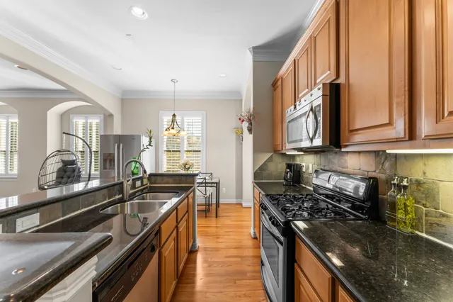 $3,000 | 9910 Orchard Court, Houston, TX 77054