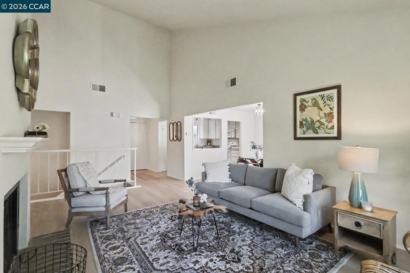 378 Camelback Road Pleasant Hill, CA 94523 - Photo 5 of 28