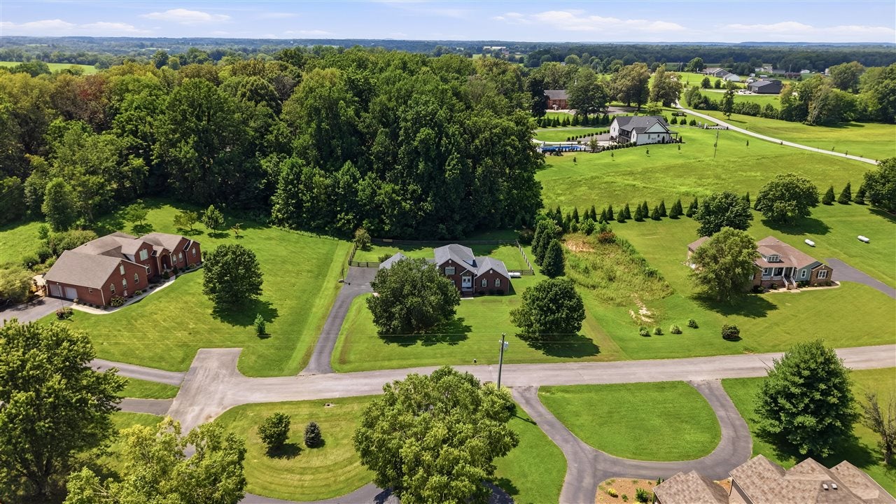 105 Oakwind Road Glasgow, KY 42141 - Photo 30 of 49 Gallery Image 30