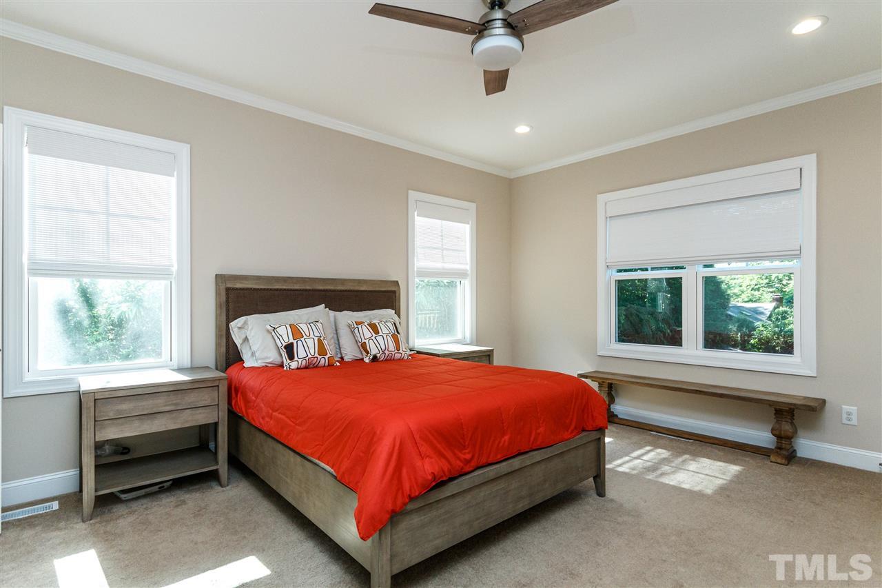 1827 Arlington Street Raleigh, NC 27608 - Photo 17 of 30