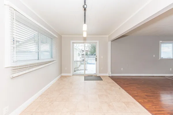$210,000 | 1005 South Wisner Street, Jackson, MI 49203