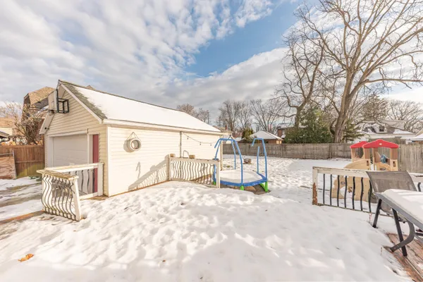 $210,000 | 1005 South Wisner Street, Jackson, MI 49203