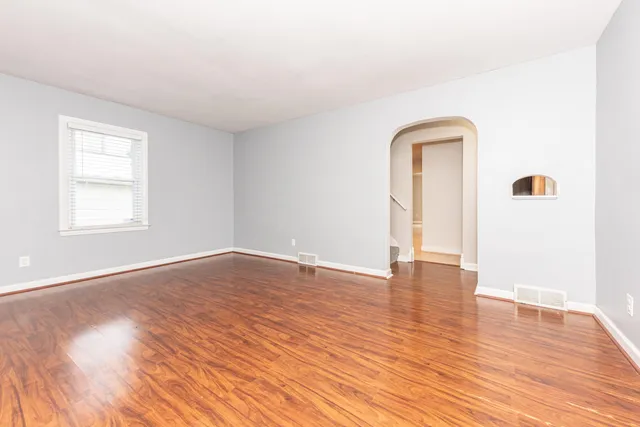 $229,900 | 1005 South Wisner Street, Jackson, MI 49203