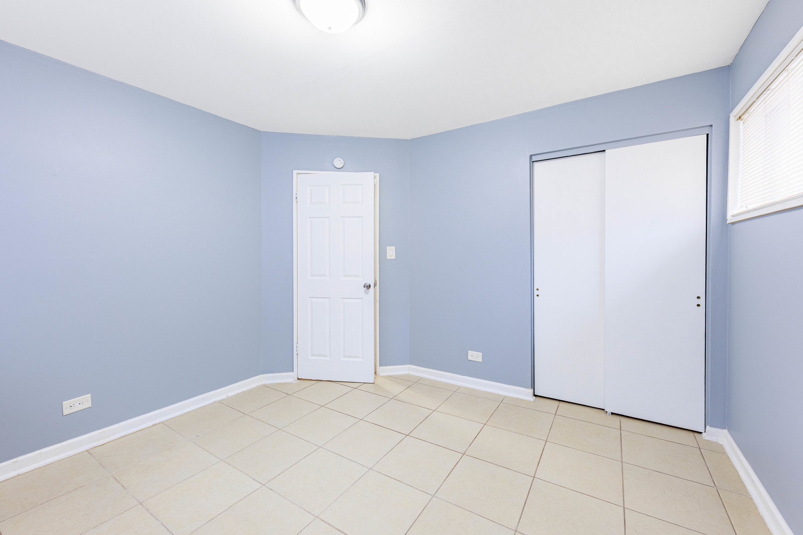 15435 Hamlin Avenue Markham, IL 60428 - Photo 9 of 20