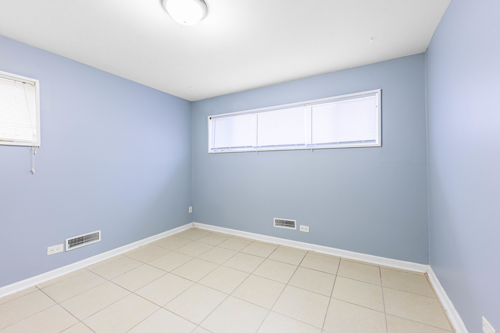 15435 Hamlin Avenue Markham, IL 60428 - Photo 10 of 20