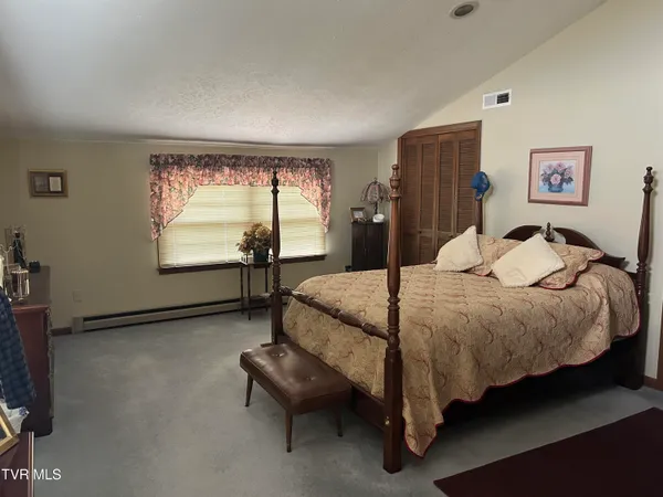 $399,900 | 1130 Hixon Avenue, Greeneville, TN 37743