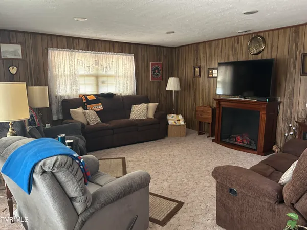 $399,900 | 1130 Hixon Avenue, Greeneville, TN 37743