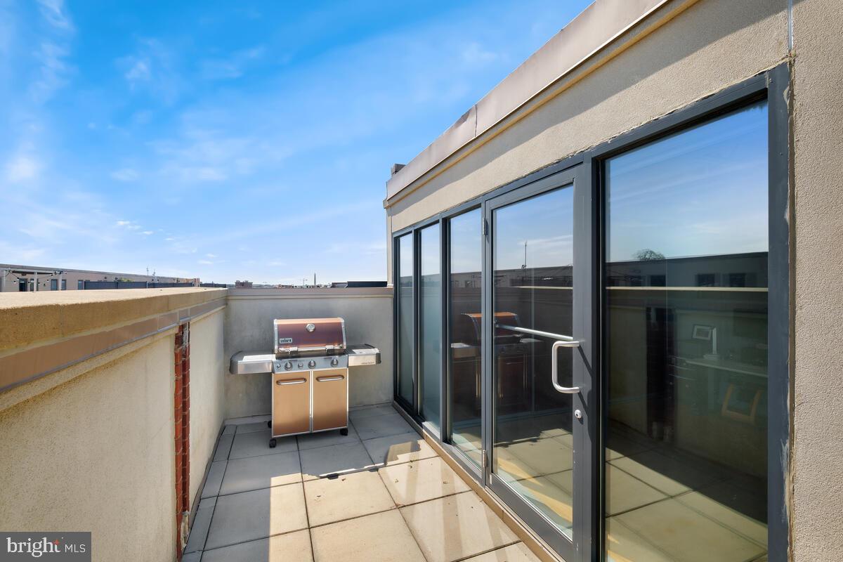 2421 18th Street Northwest, Unit 303 Washington, DC 20009 - Photo 14 of 29 Terrace