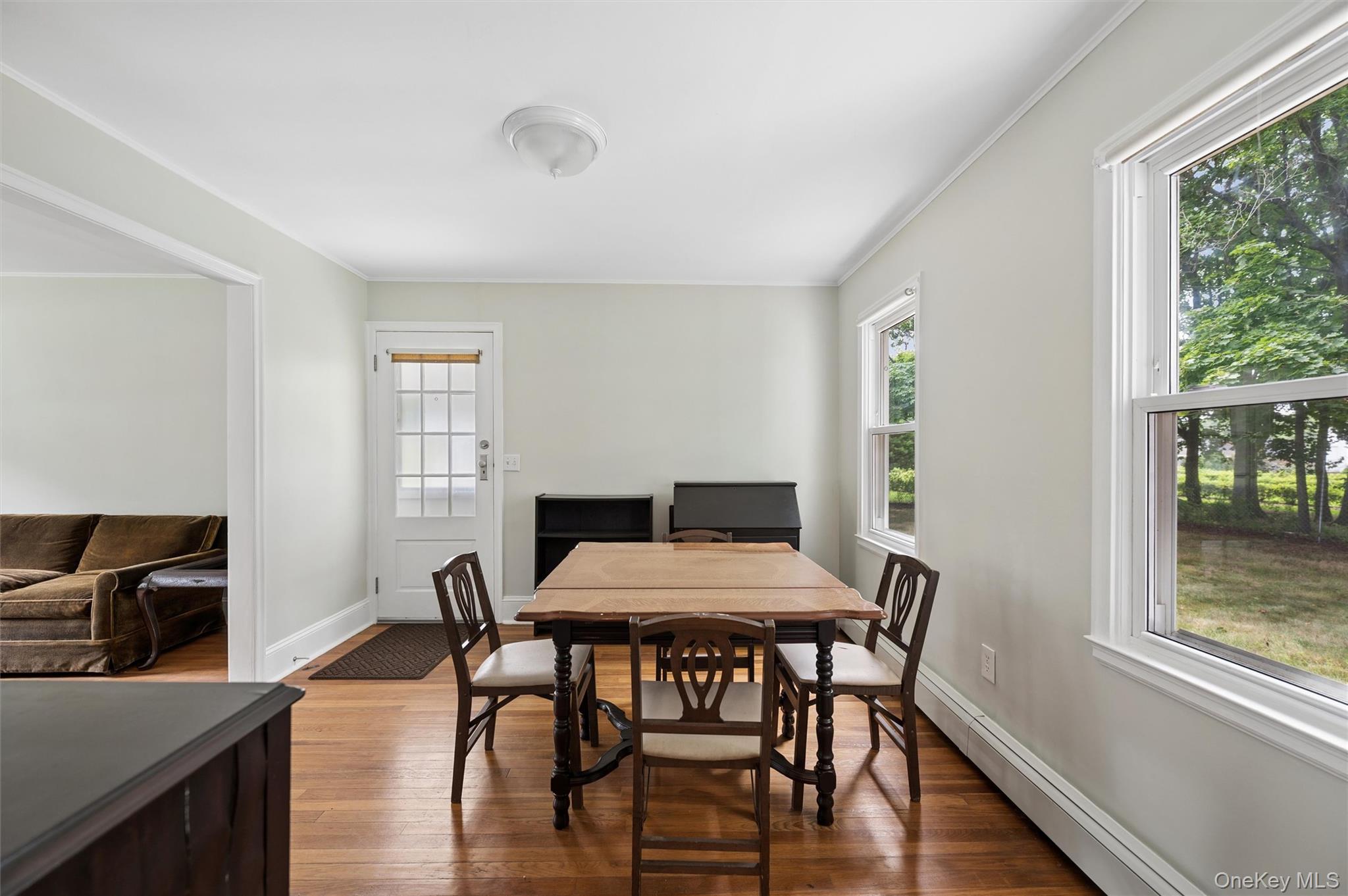 170 Barnes Road Moriches, NY 11955 - Photo 6 of 23 Gallery Image 6