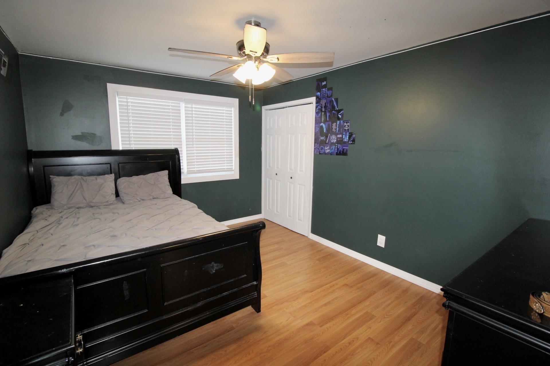 107 Spray Avenue Egg Harbor Township, NJ 08234 - Photo 23 of 38 a bedroom with a bed and a window