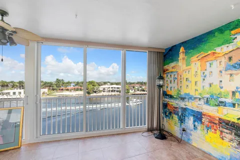 $385,000 | 3310 South Ocean Boulevard, Unit 528D, Highland Beach, FL 33487