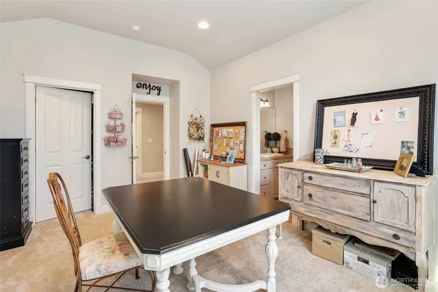 $1,495,000 | 10630 Lundeen Road Southwest, Rochester, WA 98579