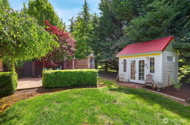 $1,495,000 | 10630 Lundeen Road Southwest, Rochester, WA 98579