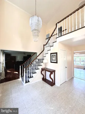 a view of entryway and hall