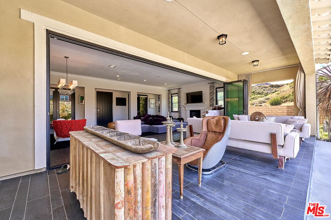 24950 Old Stone Way Stevenson Ranch, CA 91381 - Photo 21 of 59