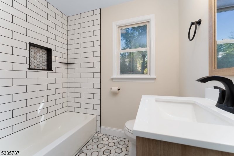 4 Lingert Avenue Clinton, NJ 08809 - Photo 33 of 43