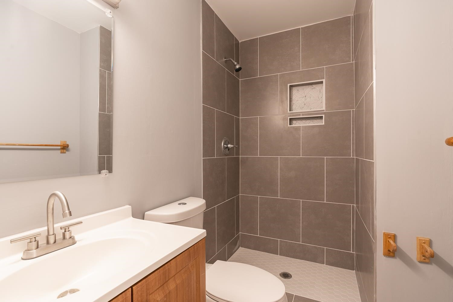 6538 Glendower Road Raleigh, NC 27613 - Photo 19 of 37 Photo 19