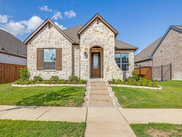 $500,000 | 4805 Blackhawk Green Court, Arlington, TX 76005