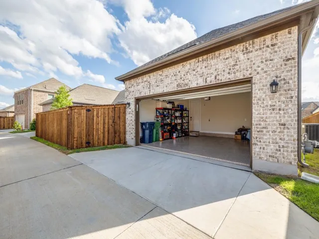 $500,000 | 4805 Blackhawk Green Court, Arlington, TX 76005