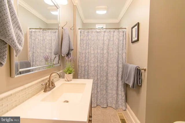 $682,500 | 1226 Horse Point Road, Fishing Creek, MD 21634