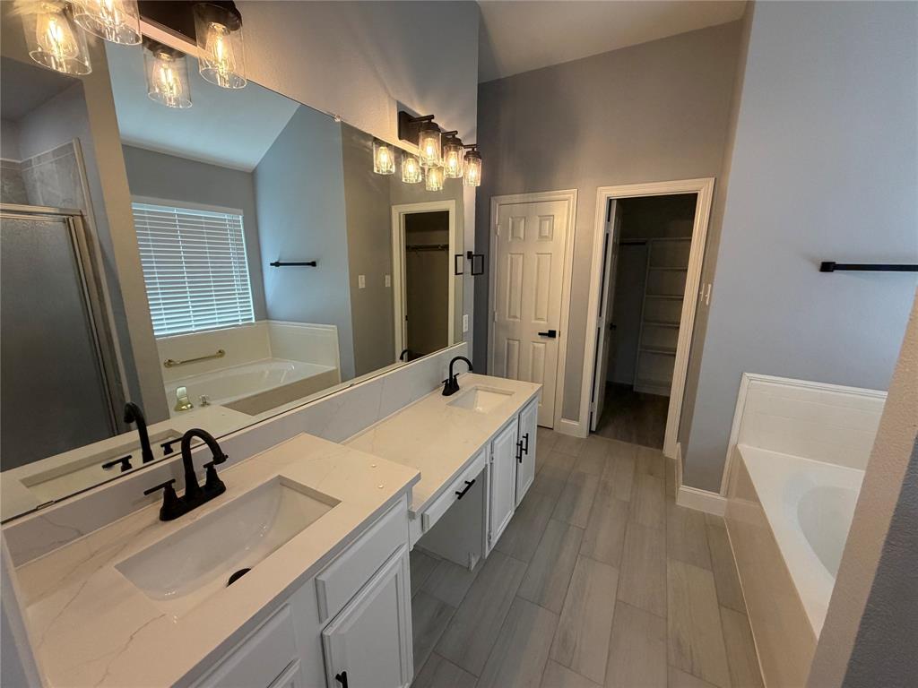 1808 Haley Circle Carrollton, TX 75006 - Photo 9 of 16