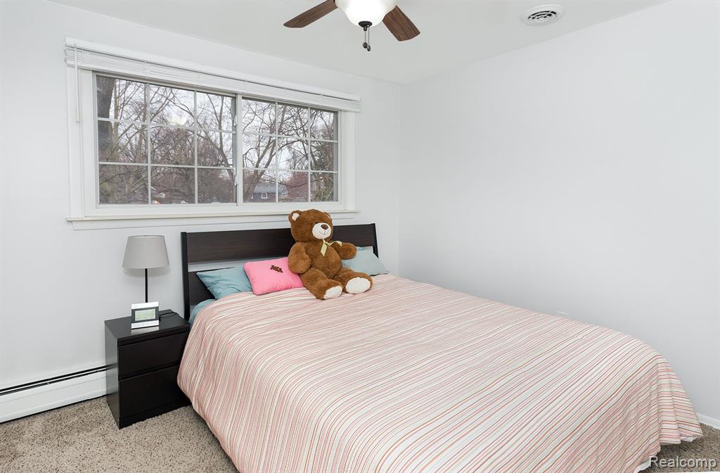 30323 Wicklow Road Farmington Hills, MI 48334 - Photo 21 of 33