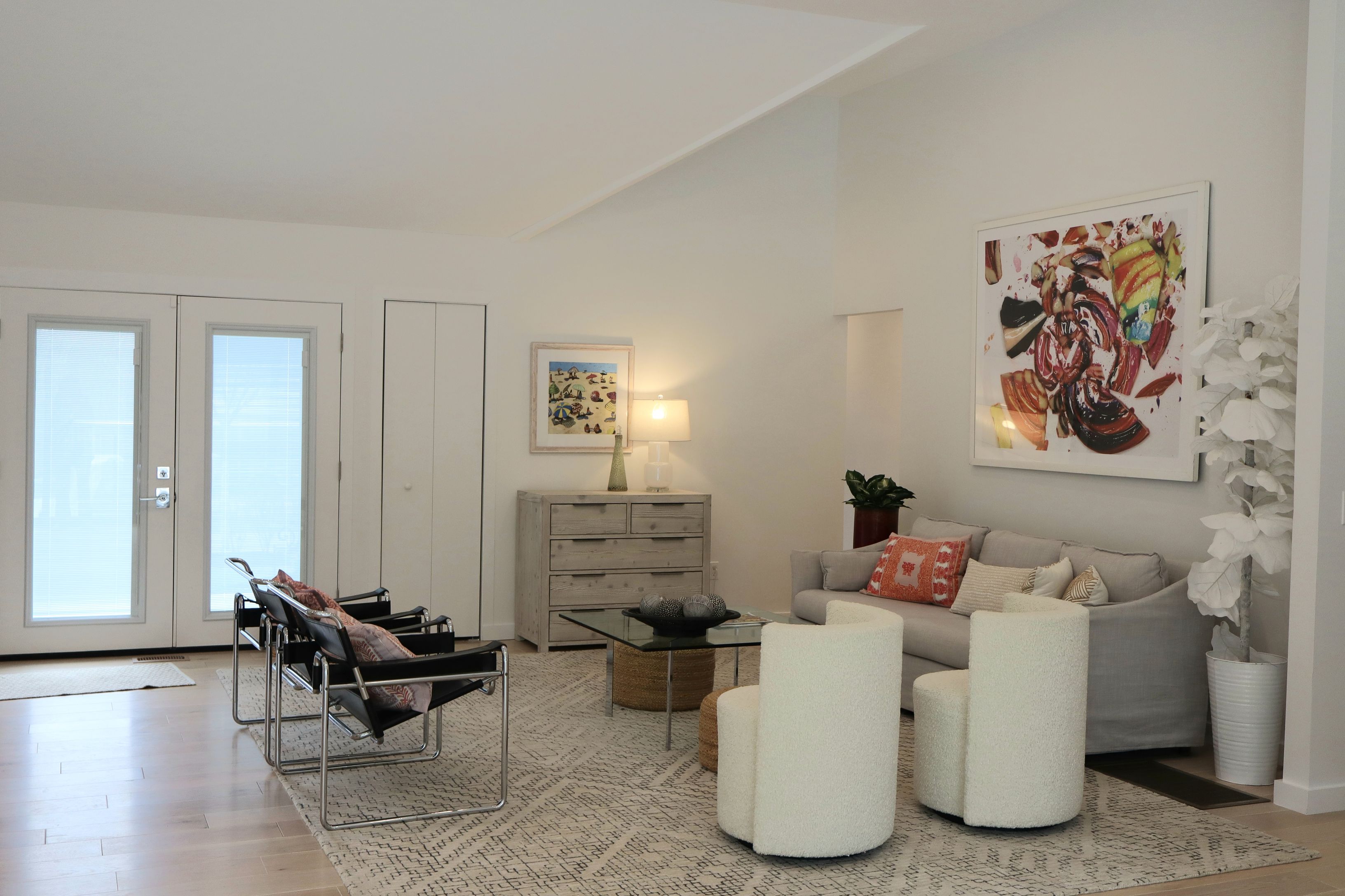 10 Hampton Street Westhampton Beach, NY 11978 - Photo 4 of 17